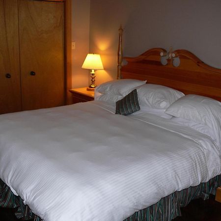 Eganridge Resort, Golf Club & Spa Bobcaygeon Zimmer foto